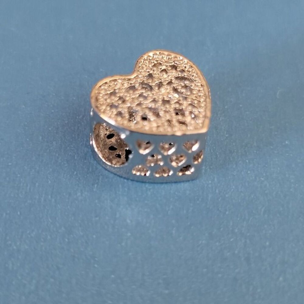 NWT! For Pandora Charm Bracelet Silver Color Cut Out Filigree Heart Charm NICE
